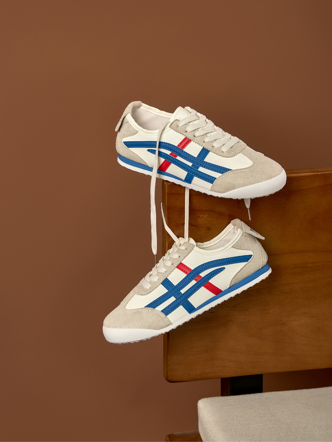 Simple Rise Lace-up Sneakers-Red Blue