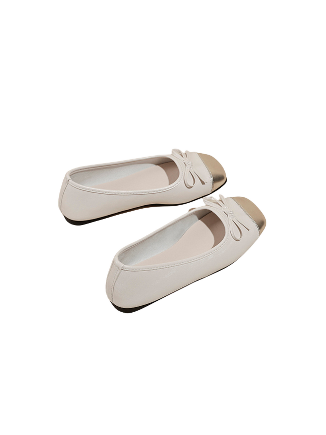 Élan Timeless Close Toe Loafer- Silver