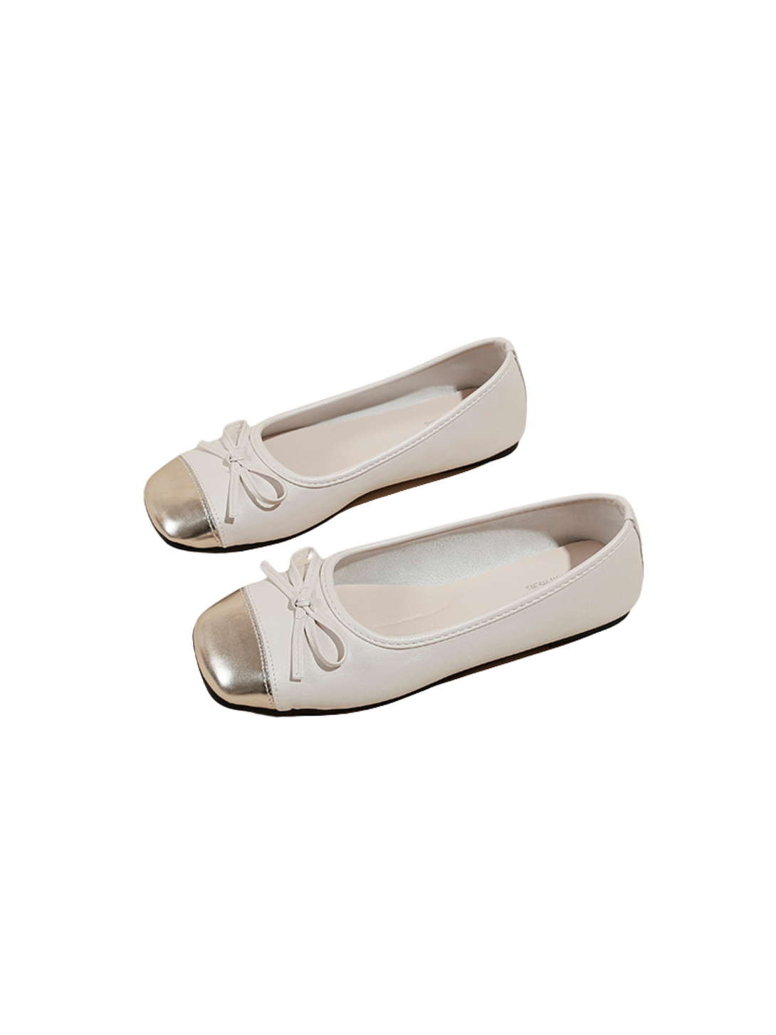 Élan Timeless Close Toe Loafer- Silver