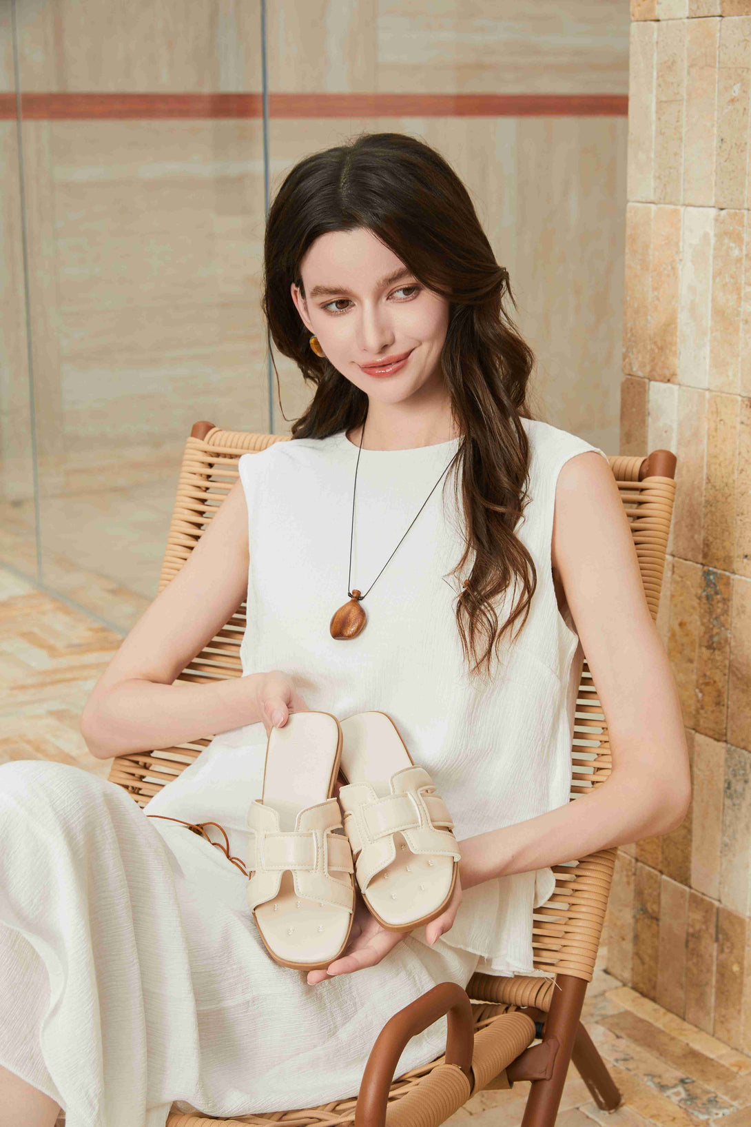 Vita Flow Flat Slides-Off-White