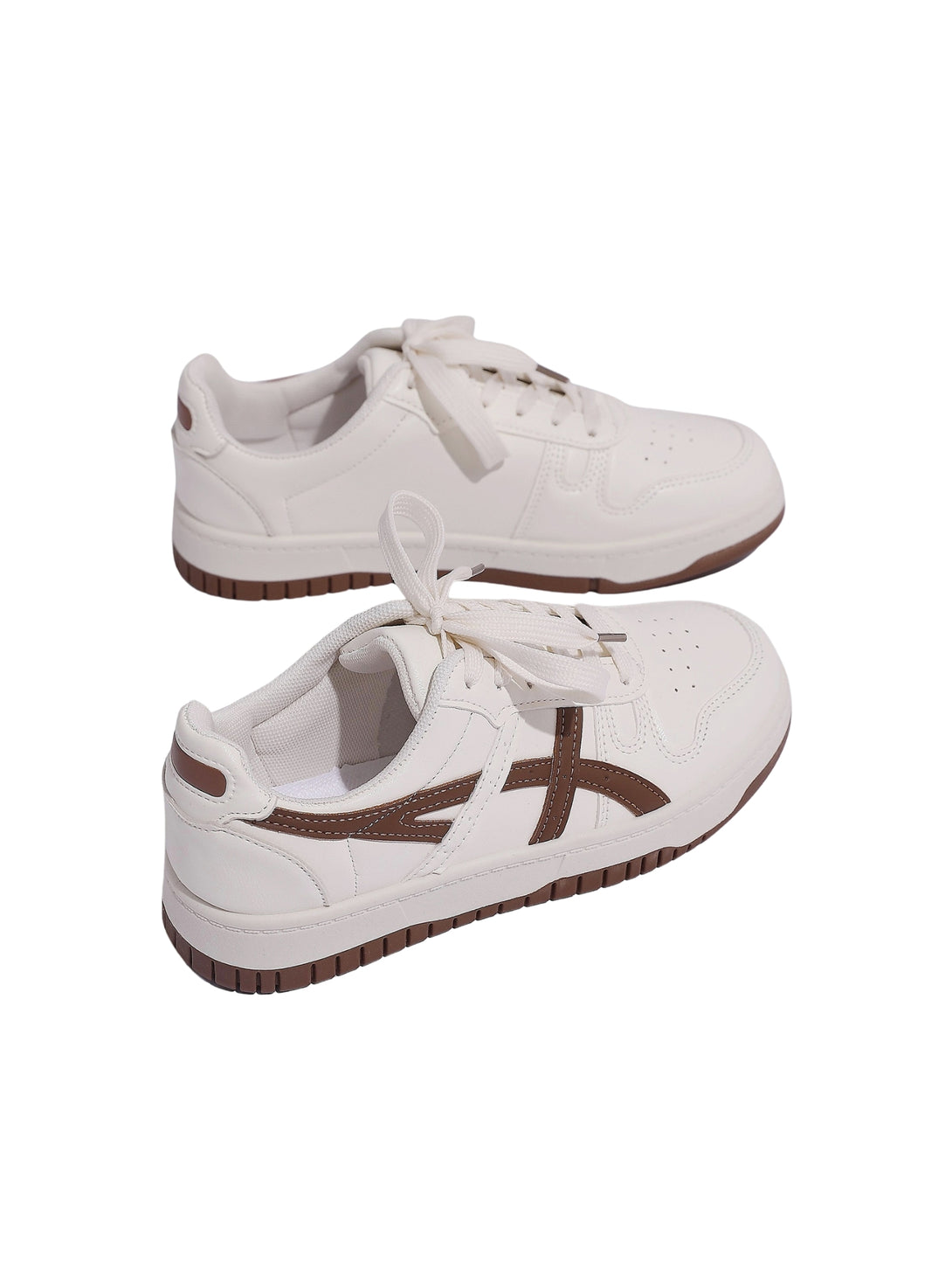 Simple Core Lace-up Sneakers-Brown