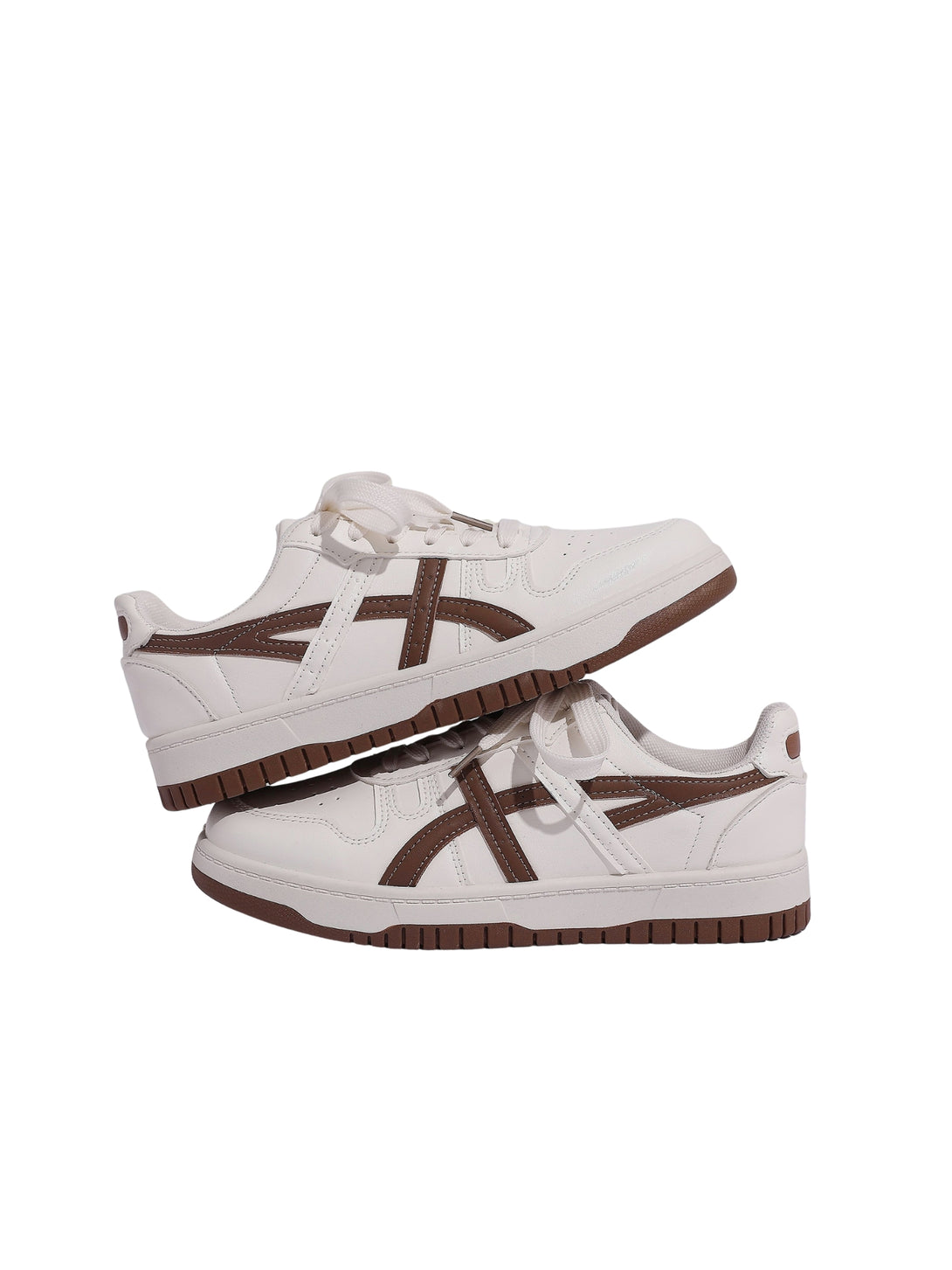 Simple Core Lace-up Sneakers-Brown